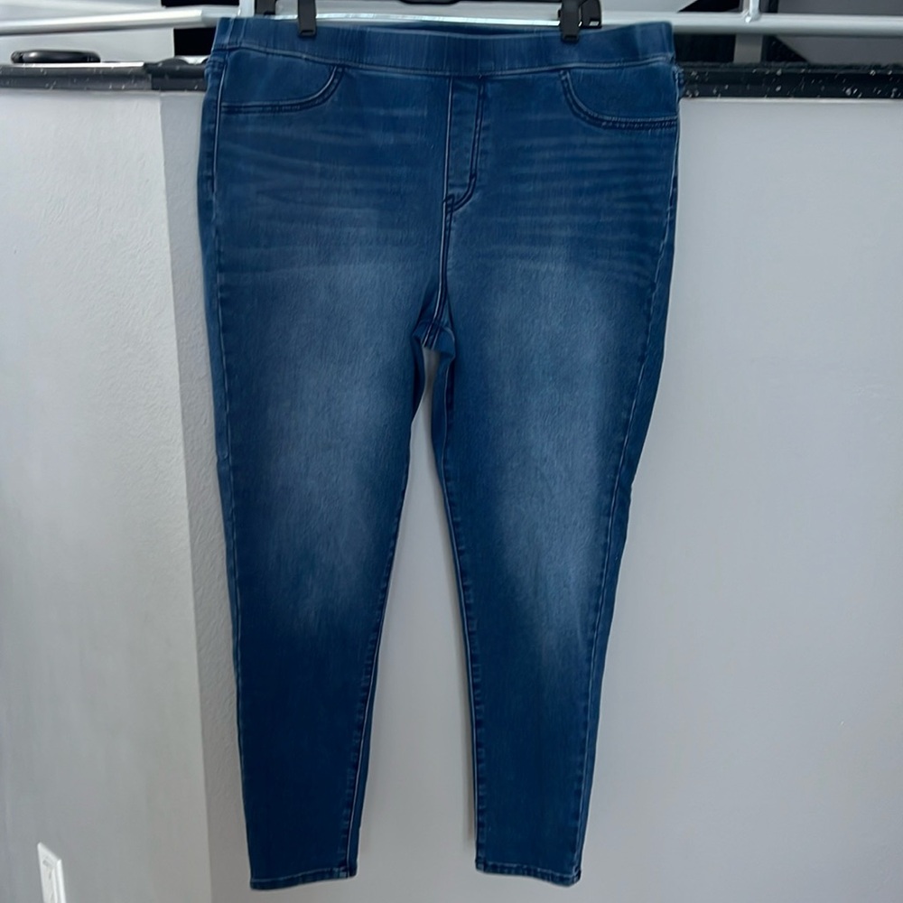 Style & Co. Women's Dark Blue Stretch Jeggings